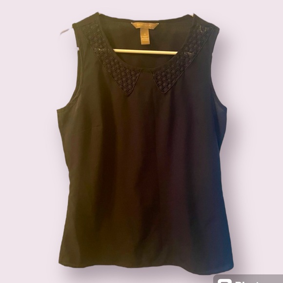 Banana Republic Navy Sleeveless Top with Crochet Lace Neckline – Size S - Picture 1 of 4